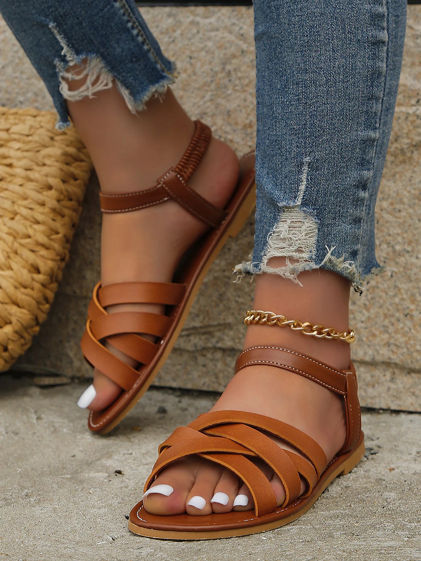 Summer New Women's Flat Bottom Roman Strap Sandals with Non slip Rubber Soles Fashion Women's Shoes [FR-W06] 2024